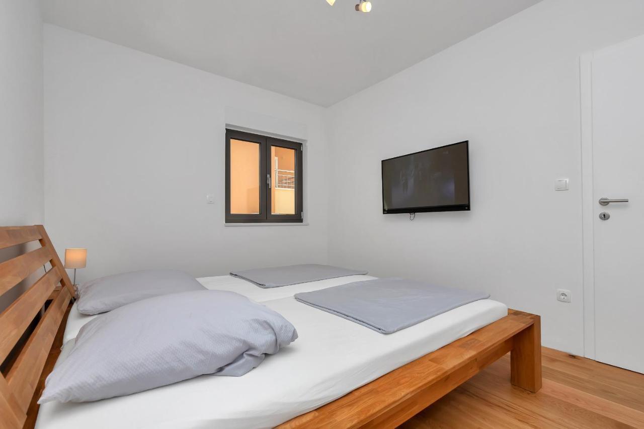 Luxury Apartment Macola Free Beach Parking 마카르스카 외부 사진
